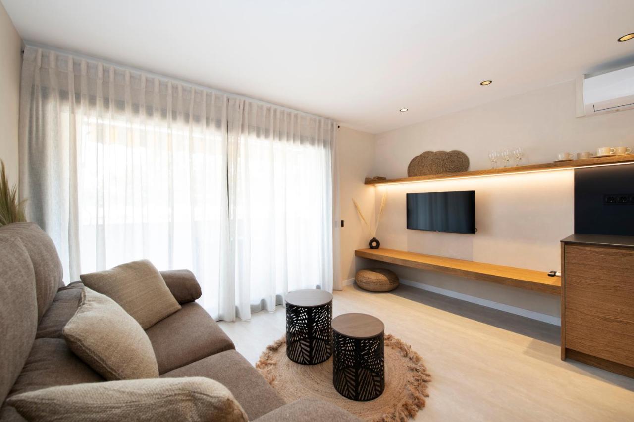Apartamentos Marplana 卡斯特尔德费尔斯 外观 照片