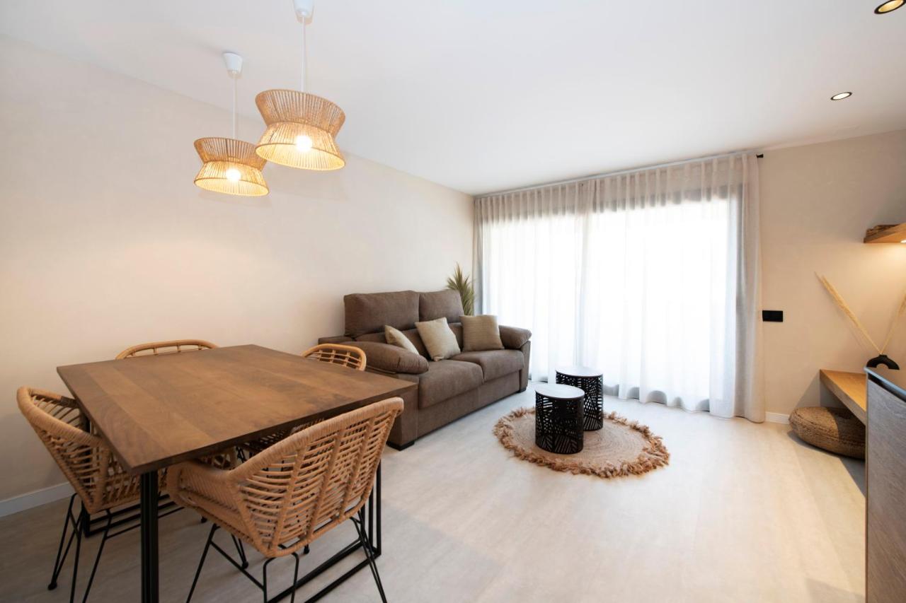 Apartamentos Marplana 卡斯特尔德费尔斯 外观 照片