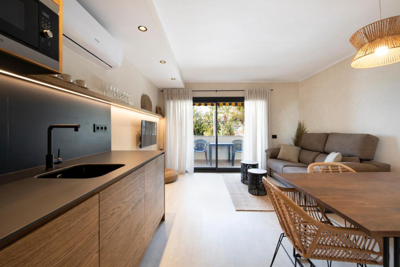Apartamentos Marplana 卡斯特尔德费尔斯 外观 照片