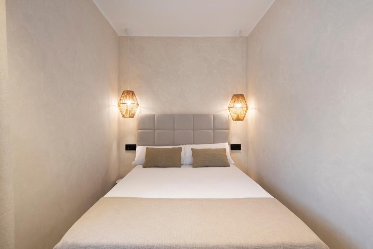 Apartamentos Marplana 卡斯特尔德费尔斯 外观 照片